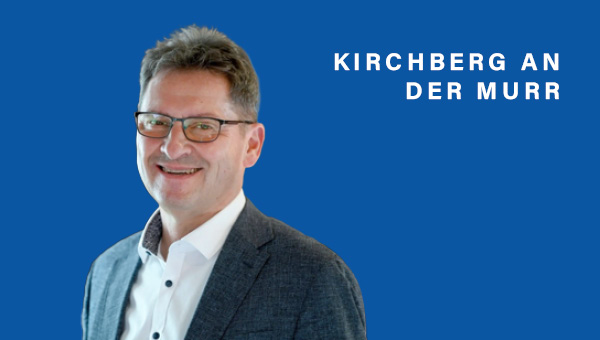 Frank Hornek lacht in die Kamera