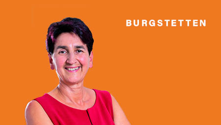 Irmtraud Wiedersatz lacht in die Kamera